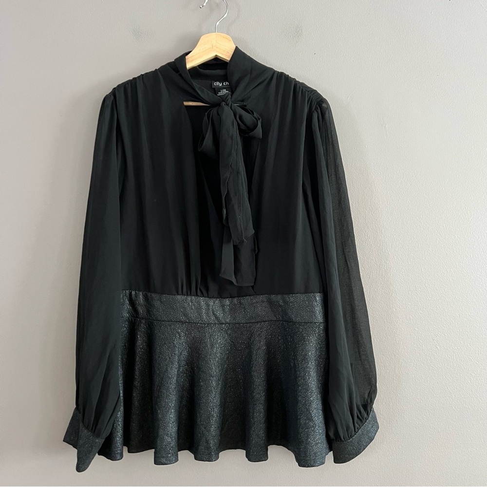 CITY CHIC Night Sky Tie Neck Sequin Peplum Chiffon Blouse Sheer Black Sz L/ 20